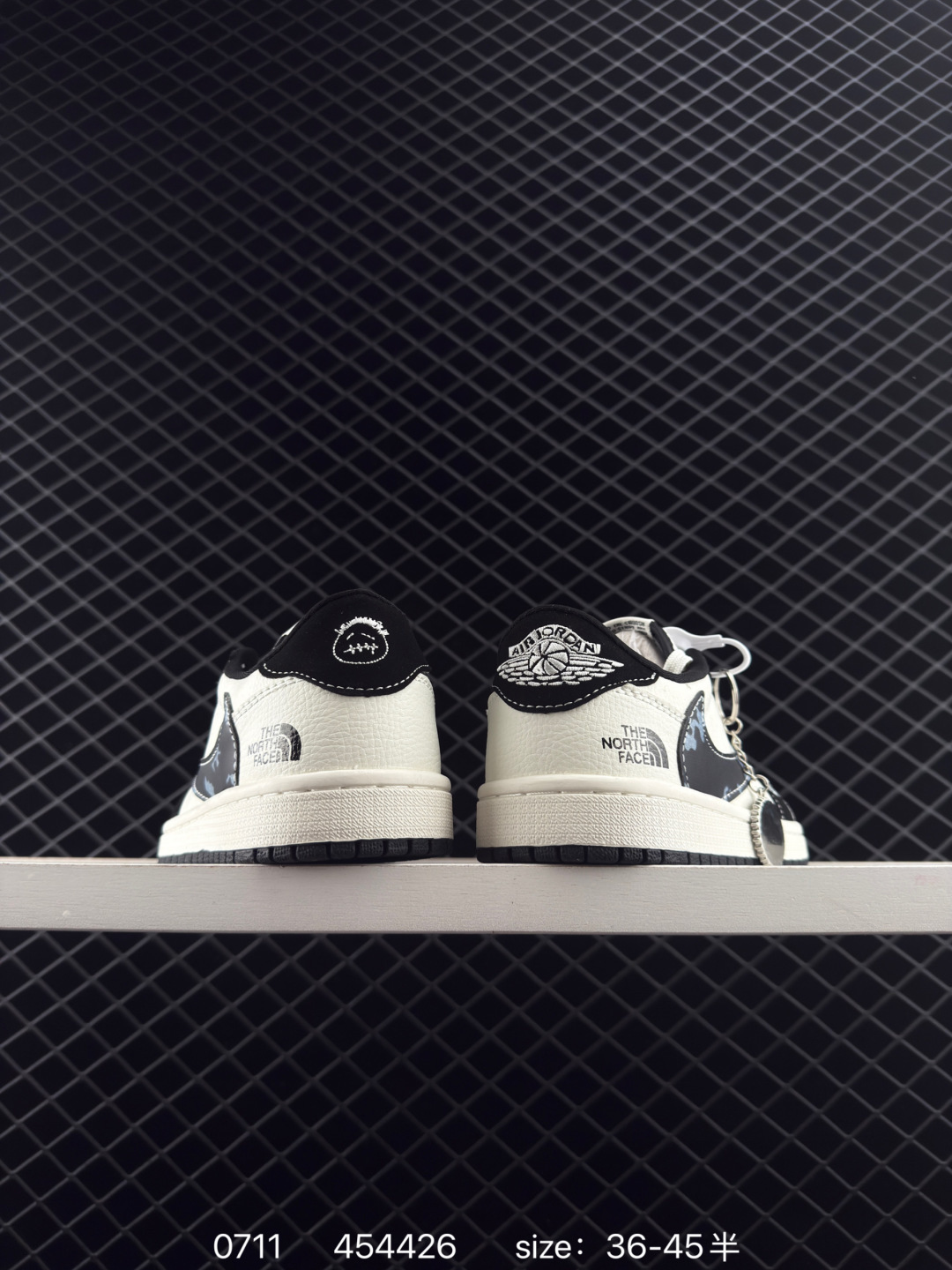 Nike Air Jordan 1 x Travis Scott